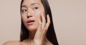 how to keep skin younger - moisturizer